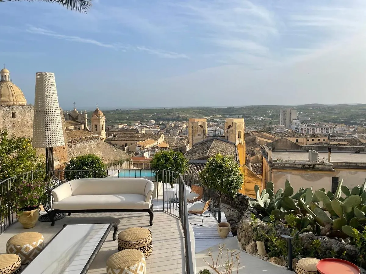 Aria Rooms And Terrace Noto